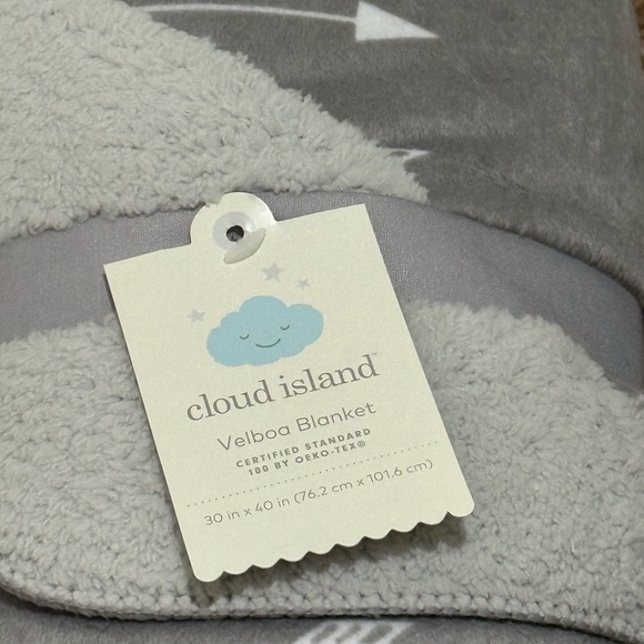 NWT Adventure Blanket and Onsie Set - Picture 7 of 9